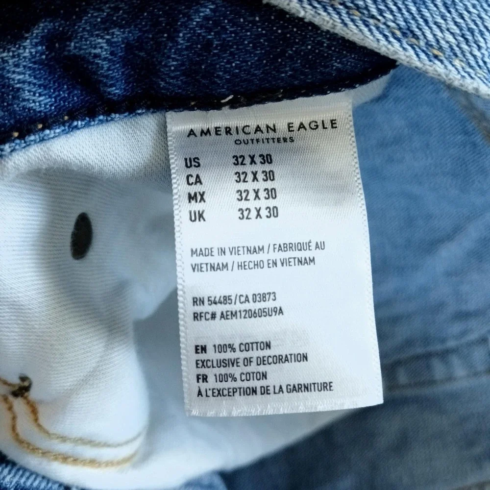 American Eagle Jeans Mens‎ 33x28 Blue Dad Jean 100% Cotton Embroidered Crest